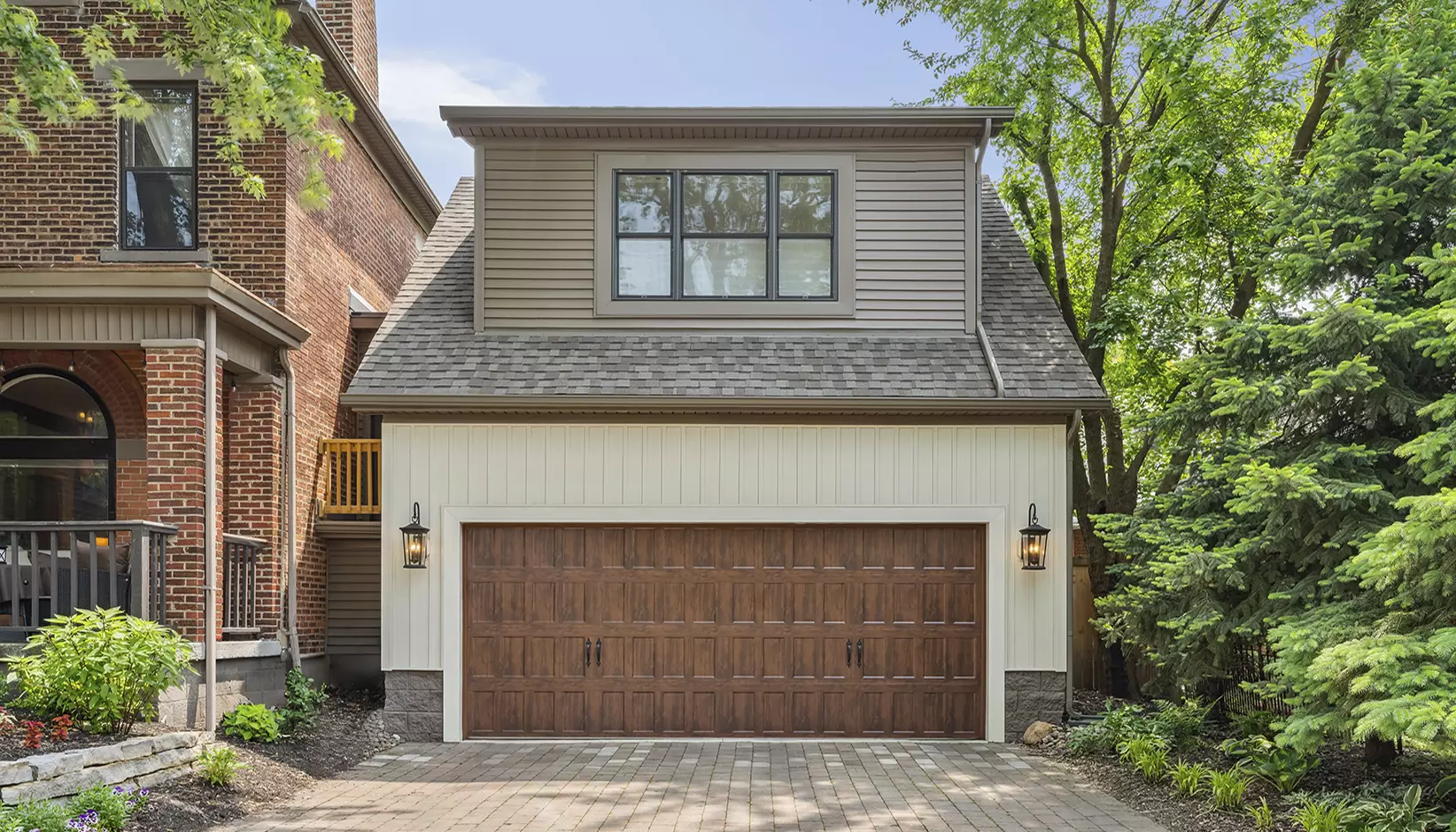 What Sets Primos Garage Doors Apart?