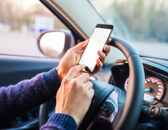 Monitoring the garage door using a smartphone